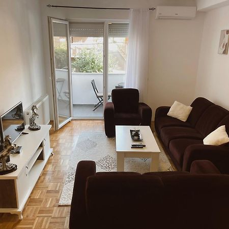 Apartment Troi Приштина Экстерьер фото
