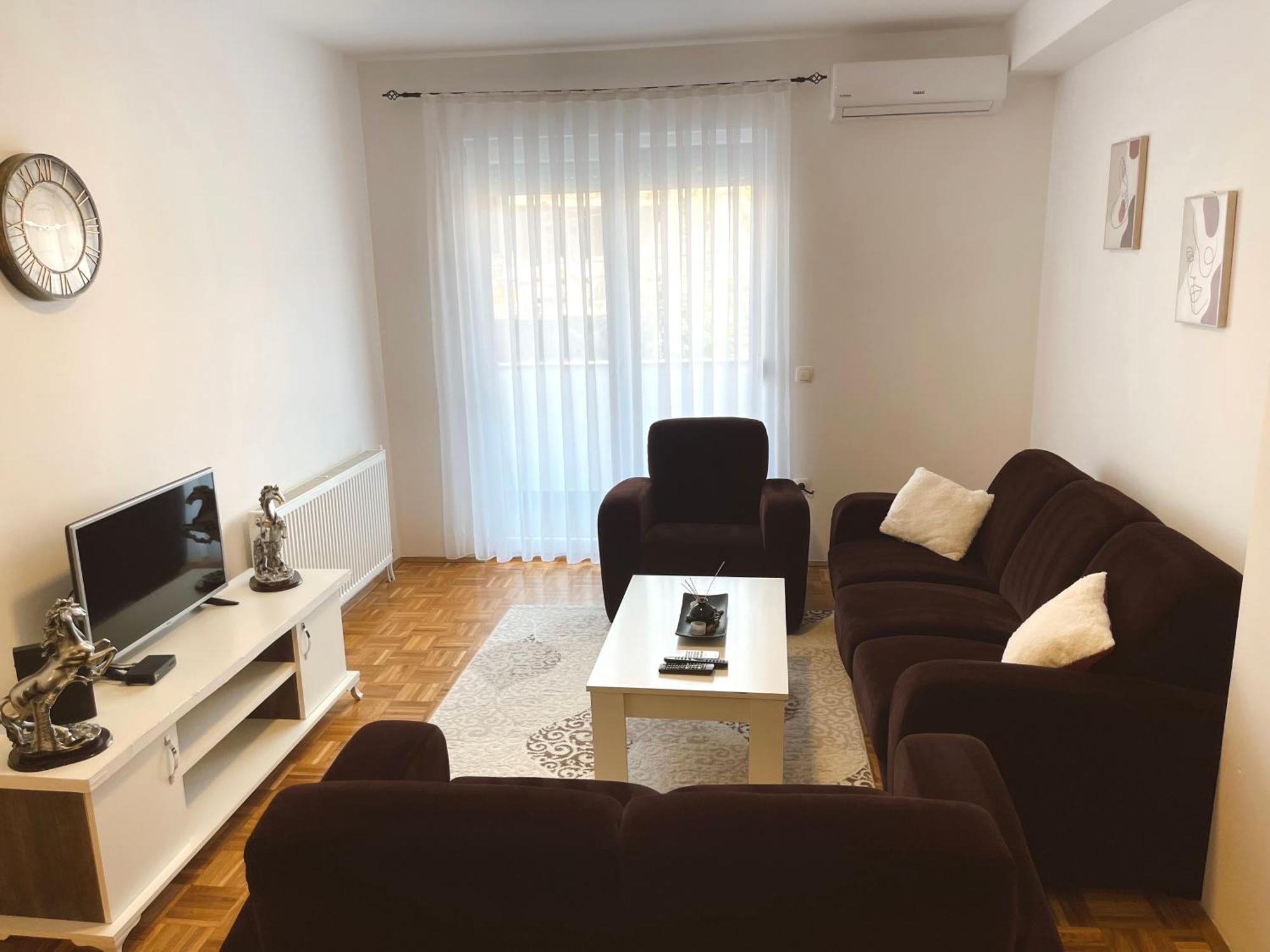 Apartment Troi Приштина Экстерьер фото